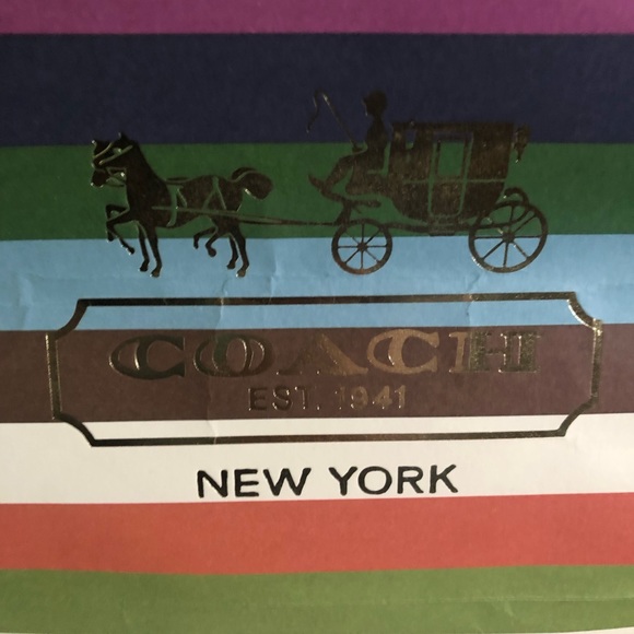 Large COACH Gift Bag - Picture 3 of 12